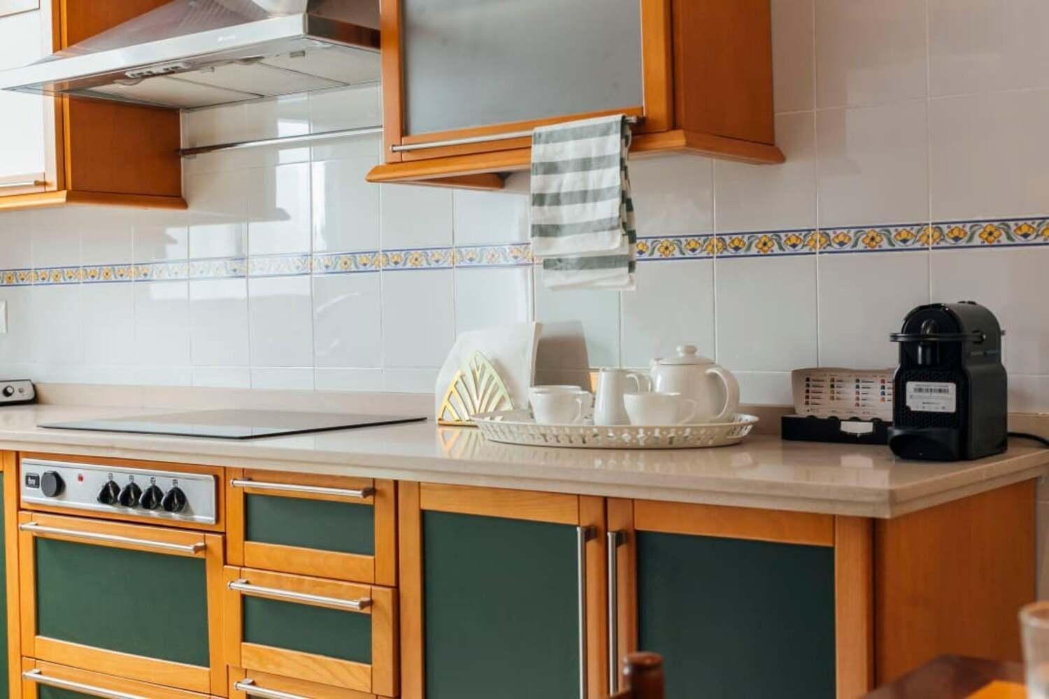 Wide And Bright- 3bd 2bth- Arenal Séville